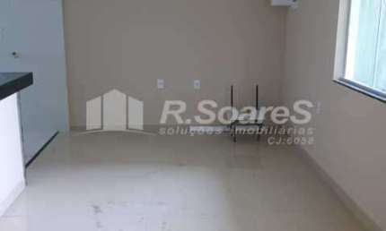 Casa com 2 quartos à venda na Rua Margarida de Andrade, Piedade, Rio de Janeiro, 70 m2 por R$ 275.000