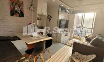 Apartamento com 3 quartos à venda na Estrada dos Teixeiras, Taquara, Rio de Janeiro, 56 m2 por R$ 230.000