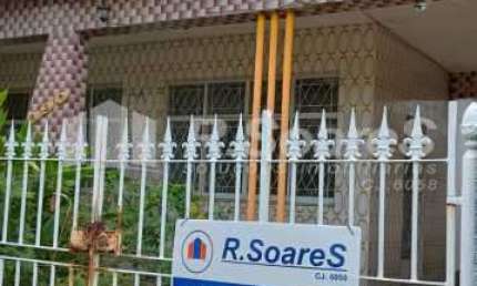 Casa com 3 quartos à venda na Rua Arcozelo, Vila Valqueire, Rio de Janeiro, 146 m2 por R$ 645.000