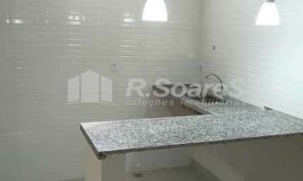 Apartamento com 2 quartos à venda na Travessa Maria José, Madureira, Rio de Janeiro, 58 m2 por R$ 258.000