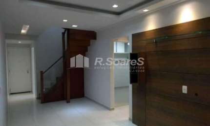 Apartamento com 4 quartos à venda na Rua Florianópolis, Praça Seca, Rio de Janeiro, 135 m2 por R$ 375.000