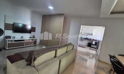 Casa em condomínio fechado com 2 quartos à venda na Estrada Intendente Magalhães, Vila Valqueire, Rio de Janeiro, 86 m2 por R$ 370.000