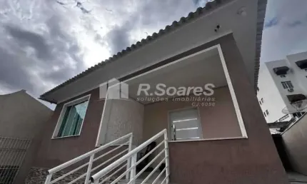Casa com 3 quartos à venda na Rua das Rosas, Vila Valqueire, Rio de Janeiro, 200 m2 por R$ 1.050.000