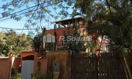 Casa em condomínio fechado com 4 quartos à venda na Estrada dos Bandeirantes, Vargem Pequena, Rio de Janeiro, 238 m2 por R$ 790.000
