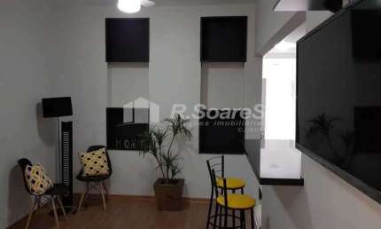 Casa em condomínio fechado com 9 quartos à venda na Rua Bartolomeu Portela, Botafogo, Rio de Janeiro, 250 m2 por R$ 1.390.000