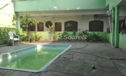 Casa com 3 quartos à venda na rua olímpio de azevedo, campinho, rio de janeiro, 708 m2 por r$ 690.000
