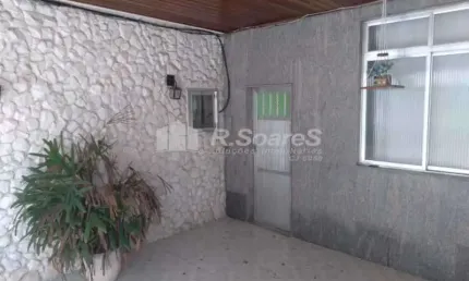 Casa em condomínio fechado com 4 quartos à venda na Rua Major Ribeiro Pinheiro, Campinho, Rio de Janeiro, 213 m2 por R$ 310.000