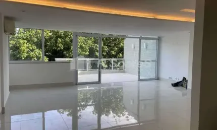 Apartamento com 4 quartos para alugar na rua georgina de albuquerque, barra da tijuca, rio de janeiro, 340 m2 por r$ 15.000