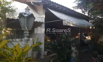 Casa com 3 quartos à venda na rua eduardo mendes gonçalves, jardim sulacap, rio de janeiro, 350 m2 por r$ 700.000