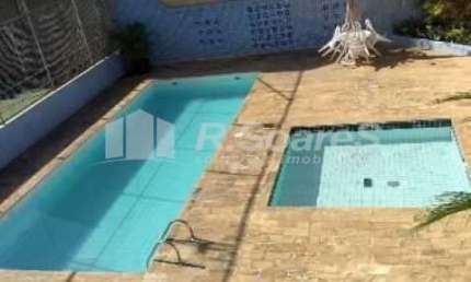 Apartamento com 2 quartos à venda na Rua Florianópolis, Praça Seca, Rio de Janeiro, 70 m2 por R$ 220.000