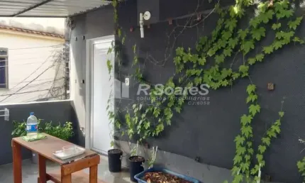 Casa em condomínio fechado com 3 quartos à venda na Rua Comendador Pinto, Campinho, Rio de Janeiro, 120 m2 por R$ 530.000