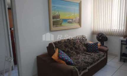 Apartamento com 2 quartos à venda na Rua Quiririm, Vila Valqueire, Rio de Janeiro, 44 m2 por R$ 190.000