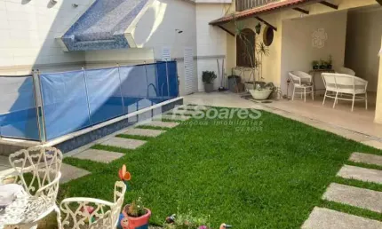 Casa em condomínio fechado com 4 quartos à venda na Rua Rui Mafra, Vila Valqueire, Rio de Janeiro, 270 m2 por R$ 1.850.000