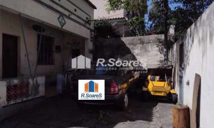 Casa com 3 quartos à venda na Rua das Azaléas, Vila Valqueire, Rio de Janeiro, 180 m2 por R$ 790.000