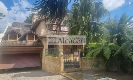 Casa Residencial com 5 quartos  à venda, 540.00 m2 por R$4750000.00  - Mossungue - Curitiba/PR