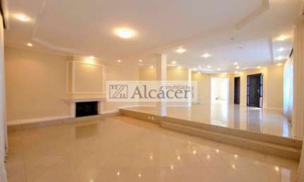 Sobrado com 4 quartos  para alugar, 550.00 m2 por R$11000.00  - Mossungue - Curitiba/PR