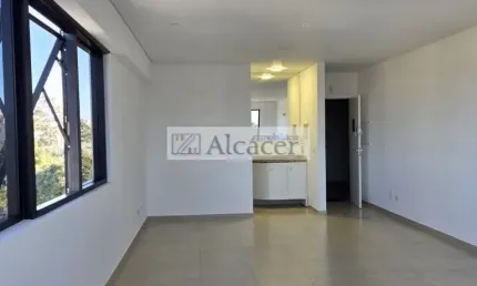 Sala comercial com 1 sala para alugar na Avenida Nossa Senhora da Luz, 751, Bacacheri, Curitiba