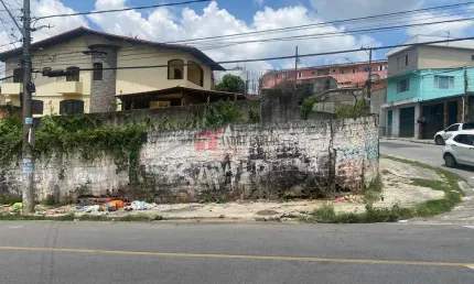 Terreno à venda na Vila Dirce, Carapicuíba 