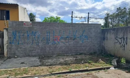 Terreno à venda no Quitaúna, Osasco 