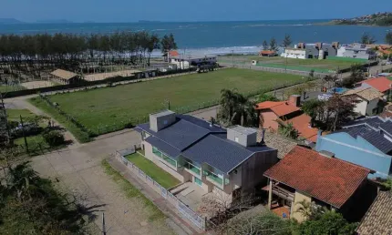Apartamento com 3 quartos à venda na Rua Geovane Luiz Piucco, 15, Centro, Garopaba