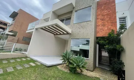 Casa com 3 quartos à venda na Rua Nereu Ramos, 90, Ferraz, Garopaba