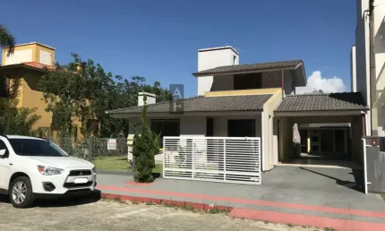 Casa com 3 quartos à venda na Rua Bernardino Manoel Rodrigues, 362, Centro, Garopaba
