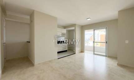 Apartamento com 3 quartos para alugar na Rua Manoel Corrêa, 685, Costeira, Paranaguá, 85 m2 por R$ 3.500