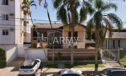 Casa com 4 quartos à venda na Rua Presidente Getúlio Vargas, Palmital, Paranaguá, 264 m2 por R$ 990.000