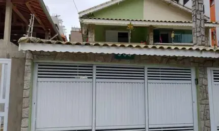 Casa com 3 quartos à venda em Aviação, Praia Grande , 200 m2 por R$ 700.000