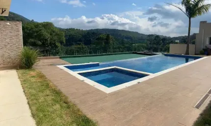 Chácara / sítio com 6 quartos à venda em vicente nunes, nazaré paulista , 1500 m2 por r$ 890.000