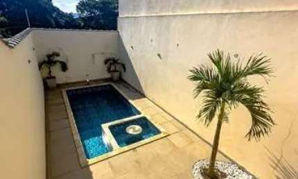 Casa com 2 quartos à venda no Jardim Tupi, Arujá , 250 m2 por R$ 700.000