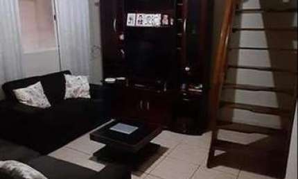 Imperdível casa à venda em São Paulo-SP, bairro Jardim Carombé: 3 quartos, 1 suíte, 2 banheiros, 1 vaga, 88m². Confira já!