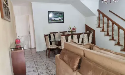 Imperdível: Casa à venda em São Paulo-SP, Horto Florestal, 2 quartos, 1 suíte, 3 banheiros, 1 vaga de garagem, 168m². Venha conferir!