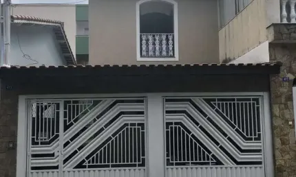 Casa com 3 quartos à venda na Vila Galvão, Guarulhos , 175 m2 por R$ 905.000