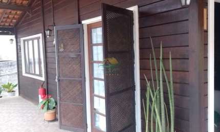 Casa de Madeira de Qualidade disponível para venda ou locação em Terra Preta, Mairiporã/SP