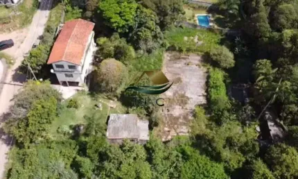 Oportunidade! terreno de 1.895,5mtrs² com 02 lotes e um sobrado á venda!!