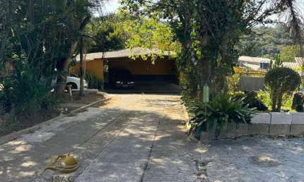 Excelente terreno quase todo murado á venda em Terra Preta, Mairiporã/SP