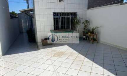 Lindo sobrado 3 dormitórios 2 vagas no Jardim Independencia