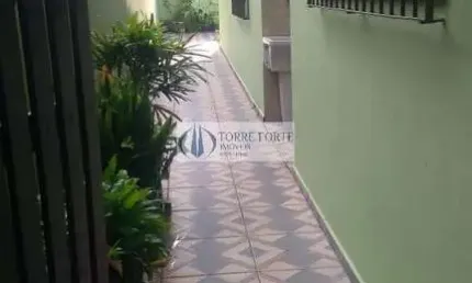 Casa em Peruíbe 2 dormitórios, 1 suíte, 3 vagas prox.  praia