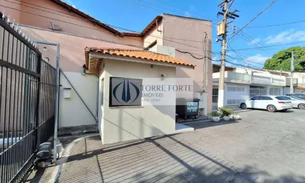 Sobrado 3 dormitórios 1suíte, 4 vagas em condominio no Jardim Independência