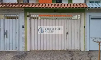 Lindo Sobrado com 3 dormitórios no Sítio da Figueira