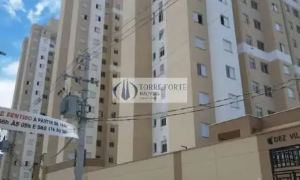 Lindo Apartamento  2 dormitórios, 1 banheiro muito bem localizado