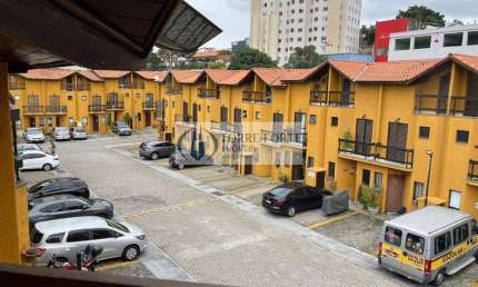Casa em condominio Fechado com 3 dormitorios 2 vagas na Cidade Lider.