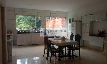 Casa assobradada 3 dormitórios 5 banheiros e 10 vagas  Santana do Parnaiba