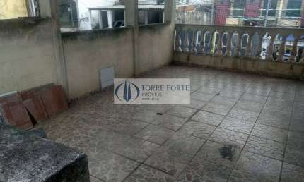 Casa com 3 dormitorios 2 vagas de garagem na Vila Antonieta .