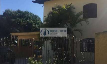 Casa com 3 dormitorios 1 suite 12 vagas de garagem na Vila Ema.