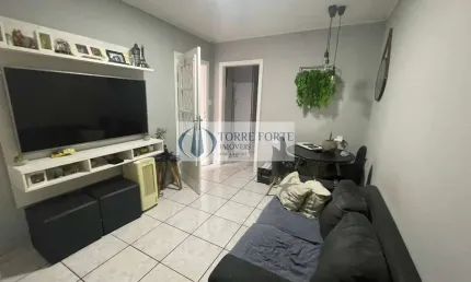 Casa  térrea com 2 quartos, 1 vaga, na Vila Formosa
