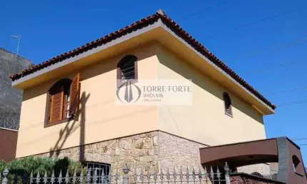 Sobrado 3 dormitórios, 1 suíte, 3 vagas, no Jardim Vila Formosa