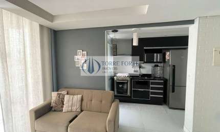 Apartamento 2 dormitórios, 1 banheiro, 1 vaga, Jardim Vila Formosa