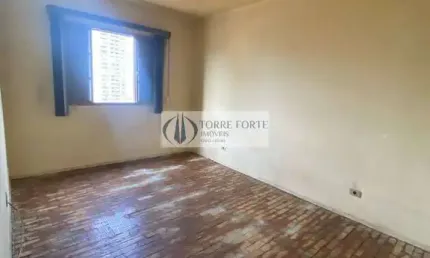 Apartamento antigo com 2 dormitorios sem vaga de garagem no Alto da Lapa
